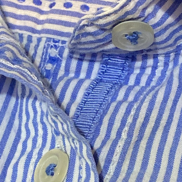 Talbots stripe pattern button down Size M - Picture 6 of 9